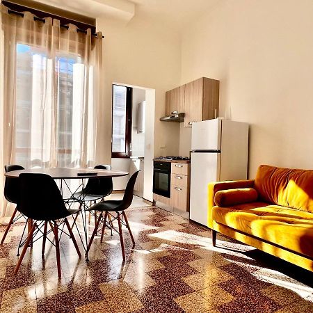 Big Suite Goldoni Bilocale Duomo-M4 Lin Airport ミラノ エクステリア 写真